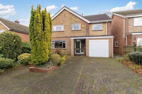 4 bedroom detached house for sale, Summerfield Road, Malvern, WR14 1EA