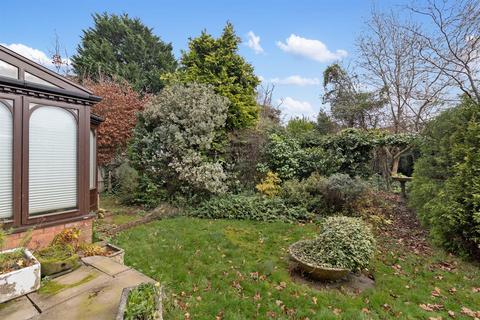 4 bedroom detached house for sale, Summerfield Road, Malvern, WR14 1EA