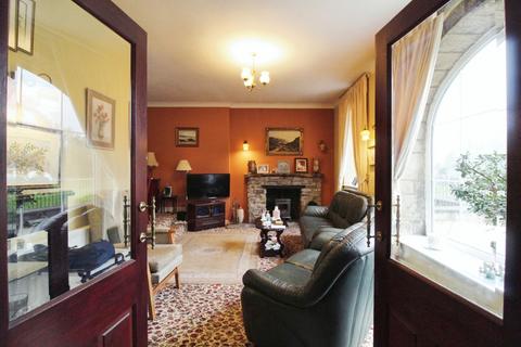 2 bedroom terraced house for sale, Keighley Road, Lancashire BB8