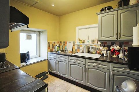 2 bedroom terraced house for sale, Keighley Road, Lancashire BB8