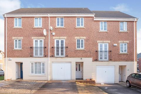 3 bedroom terraced house to rent, Murray Avenue, Leeds LS10