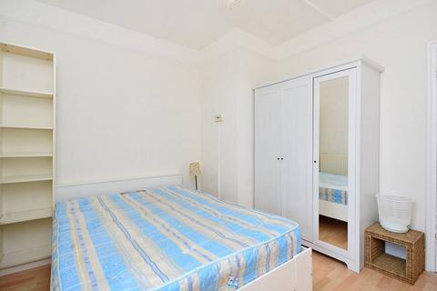 1 bedroom flat to rent, Scott Ellis Gardens, St John's Wood, London, NW8