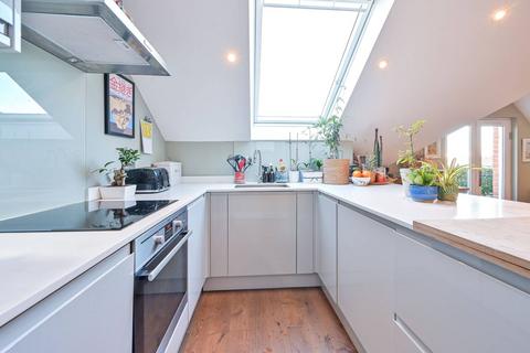 2 bedroom flat for sale, Hanover Park, Peckham, London, SE15