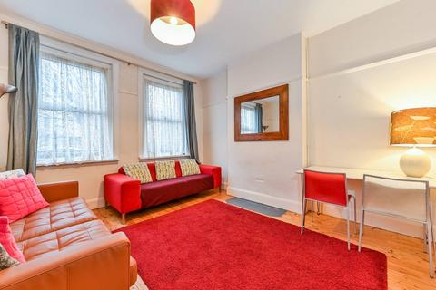 3 bedroom maisonette for sale, Holloway Road, Holloway, London, N7