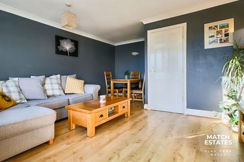 82a Ashley Avenue, Folkestone, CT19 4PJ