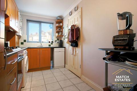 82a Ashley Avenue, Folkestone, CT19 4PJ