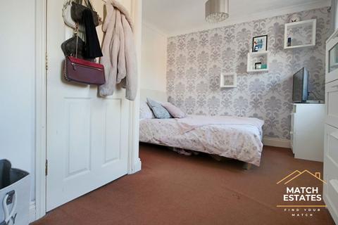 82a Ashley Avenue, Folkestone, CT19 4PJ