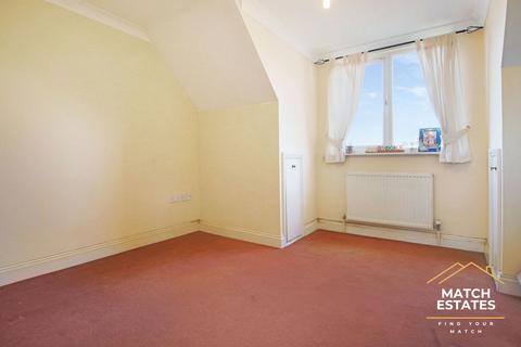 82a Ashley Avenue, Folkestone, CT19 4PJ