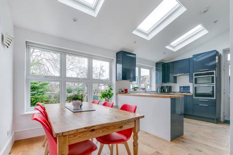 14 The Mount, New Malden, KT3 4HU