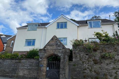 2 bedroom apartment to rent, Church Street, Kingsbridge