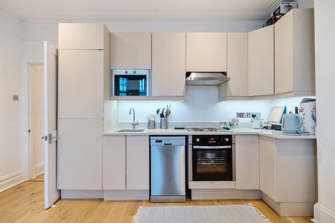 2 bedroom apartment for sale, Askew Road, London