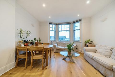 2 bedroom apartment for sale, Askew Road, London