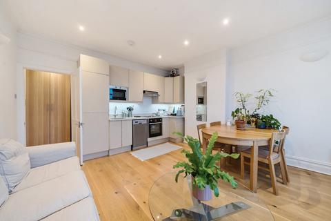 2 bedroom apartment for sale, Askew Road, London