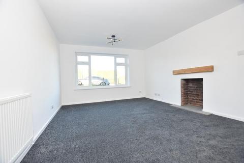 3 bedroom detached bungalow to rent, Hucklow Avenue, Inkersall, Chesterfield