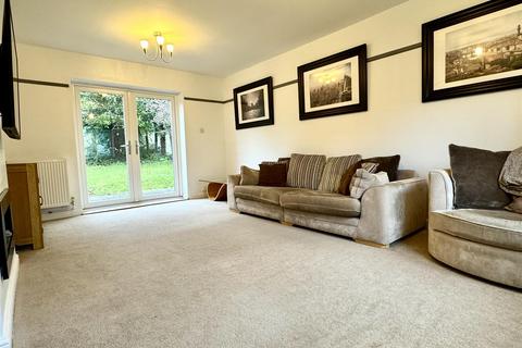 1 Stourside, Shotley Gate, Ipswich, IP9 1QF