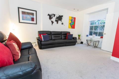 3 bedroom flat for sale, Montgomery Street, Edinburgh EH7