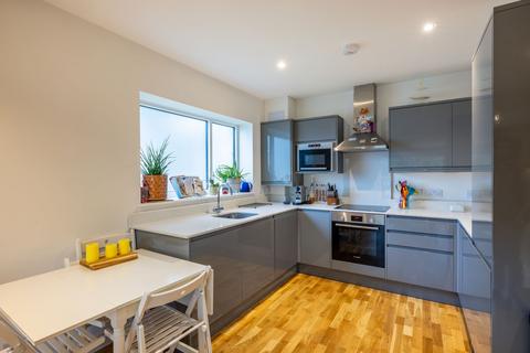 1 bedroom flat for sale, Olden Lane, Purley, CR8