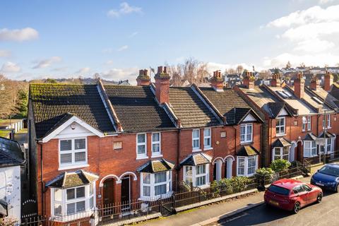 3 bedroom end of terrace house for sale, Linkfield Street, Redhill, RH1