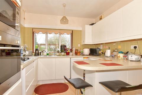 4 bedroom detached house for sale, Wrotham Road, Meopham Green, Meopham, Kent