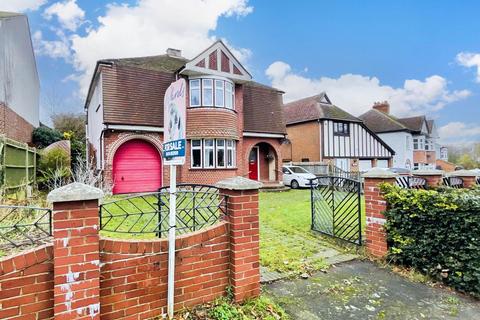 4 bedroom detached house for sale, Wrotham Road, Meopham Green, Meopham, Kent