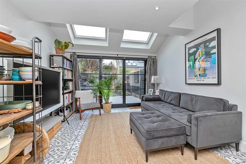 29 Castle Road, St Albans, AL1 5DQ