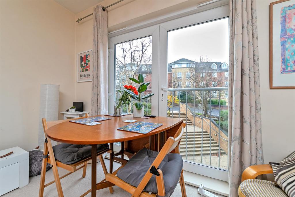 7 Centurion Court-20.jpg