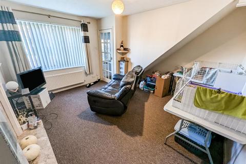 66 Berneshaw Close, Corby, NN18 8EJ