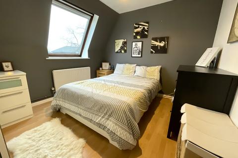 29b Govier Close, London, E15 4HW