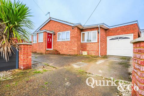 3 bedroom bungalow for sale, Gills Avenue, Canvey Island, SS8