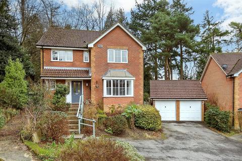 4 bedroom detached house for sale, Welland Close, Crowborough, East Sussex