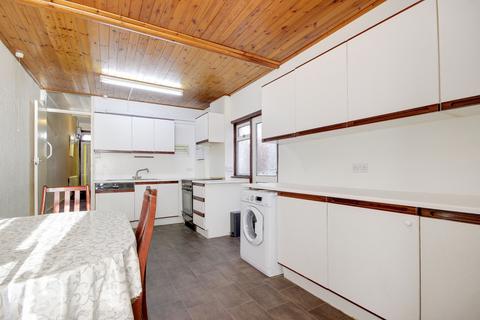 43 Waghorn Road, London, E13 9JG