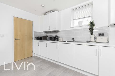 Flat 16, 16 Hogarth Crescent, Croydon, CR0 2GD