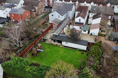 6 bedroom semi-detached house for sale, Victoria Road, Bedford MK42