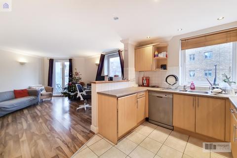 2 bedroom flat to rent, Grenade Street, London E14