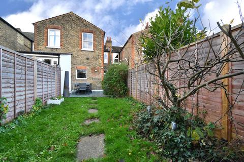 3 bedroom terraced house for sale, Brockley Rise