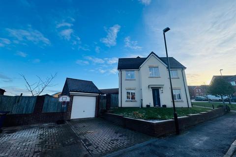 3 bedroom house for sale, Kestrel Close, Houghton Le Spring DH5