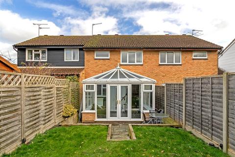 3 bedroom terraced house for sale, Beverley Gardens, St. Albans