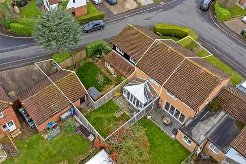 3 bedroom terraced house for sale, Beverley Gardens, St. Albans