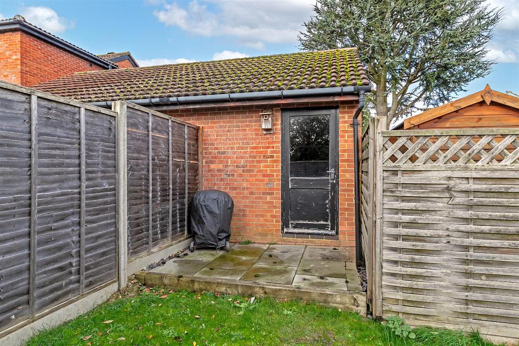 3 Beverley Gardens-40.jpg