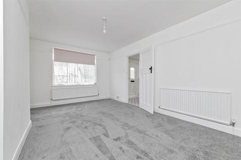 3 bedroom semi-detached house for sale, Firwood Avenue, St. Albans