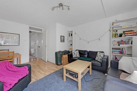 2 bedroom flat for sale, Salisbury Close, Elephant And Castle