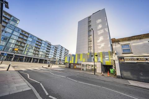 1 bedroom flat to rent, Trident House Station Road, Hayes UB3