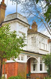 4 bedroom semi-detached house for sale, Etchingham Park Road, Finchley