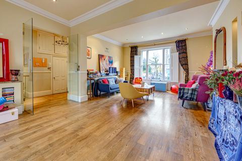 4 bedroom maisonette for sale, Dartmouth Park Road, Dartmouth Park, London NW5