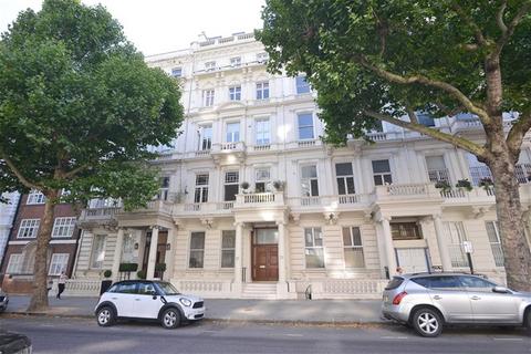 1 bedroom flat to rent, Queen's Gate, South Kensington