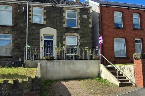 3 bedroom end of terrace house for sale, Cwmrhydyceirw Road, Swansea SA6