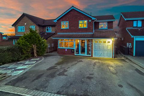 4 bedroom detached house for sale, Newquay Close, Nuneaton CV11