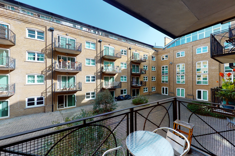 1 bedroom apartment to rent, Western Gateway, London, E16