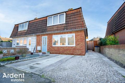 3 bedroom semi-detached house for sale, Meadway, Maldon