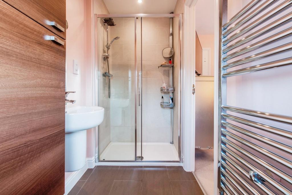 En Suite Shower Room